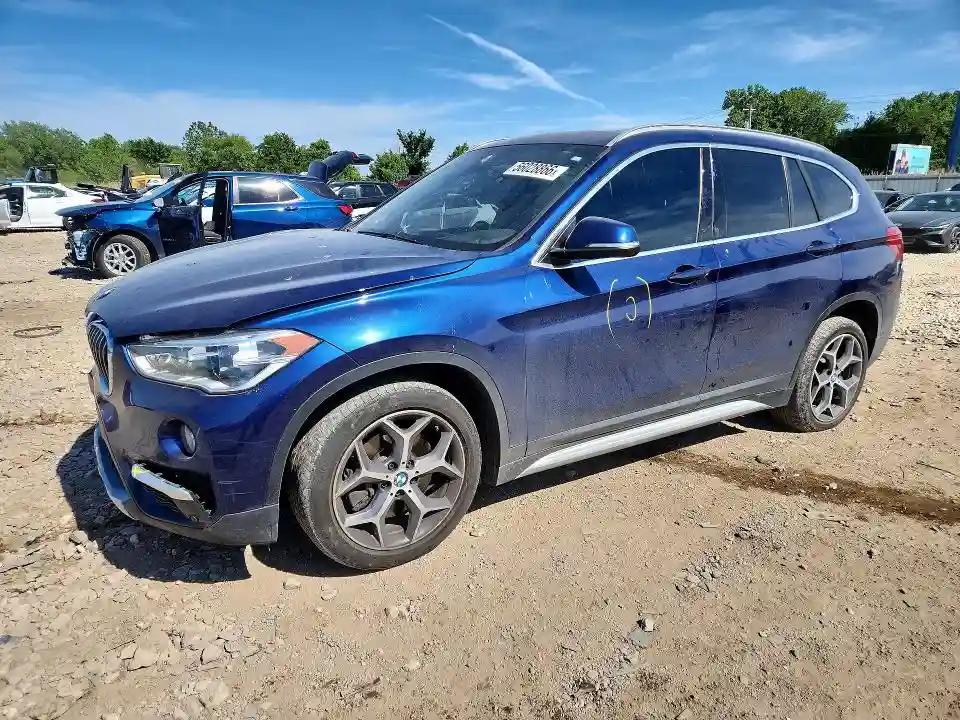 WBXHU7C5XK3H44638 2019 BMW X1-0