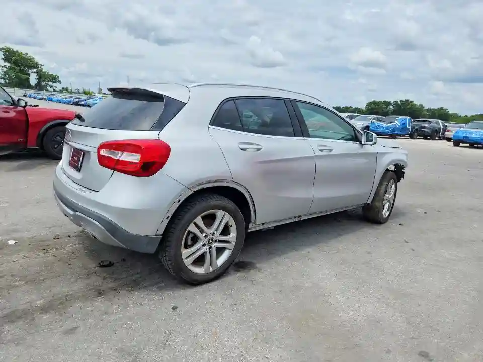 WDCTG4EB2JJ474323 2018 MERCEDES-BENZ GLA-CLASS-2