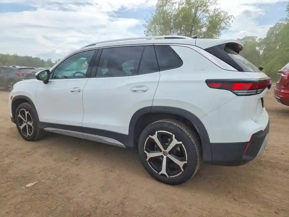 3VVER7RM8SM035509 2025 VOLKSWAGEN TIGUAN-1