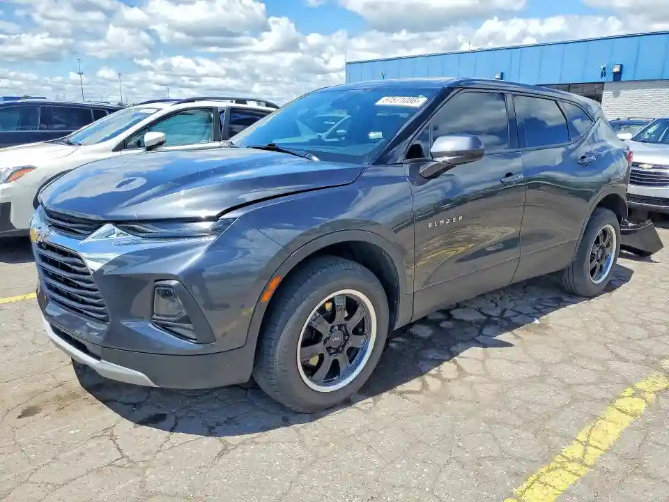 3GNKBHR44MS585520 2021 CHEVROLET BLAZER-0