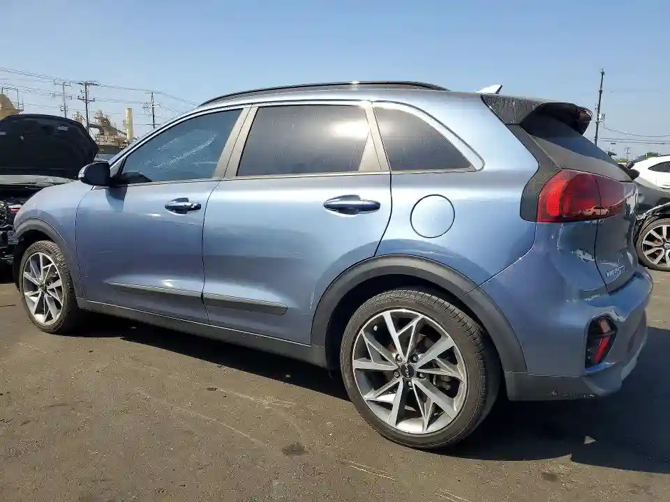 KNDCC3LC6N5546565 2022 KIA NIRO-1
