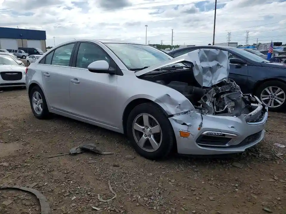 1G1PE5SB4G7173641 2016 CHEVROLET CRUZE-3
