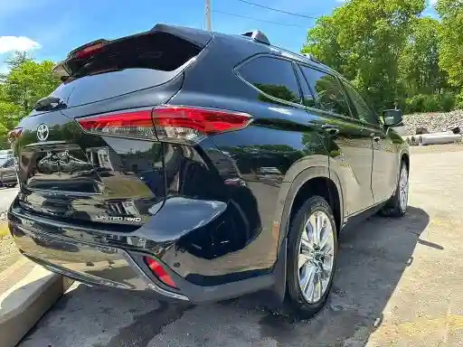 5TDKDRBH4PS001390 2023 TOYOTA HIGHLANDER-2