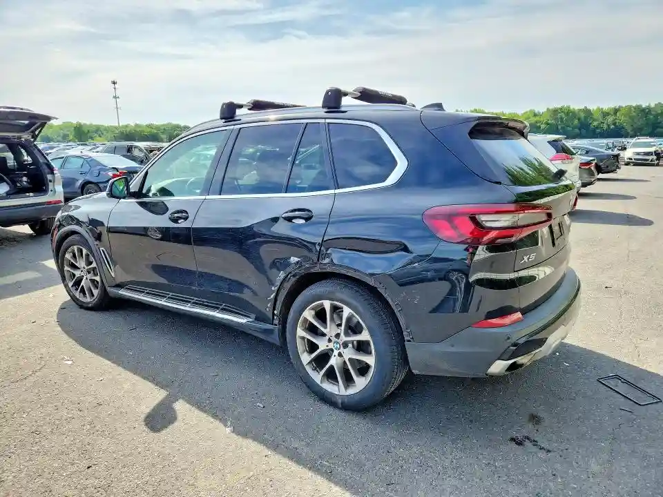 5UXCR6C03M9E57406 2021 BMW X5-1