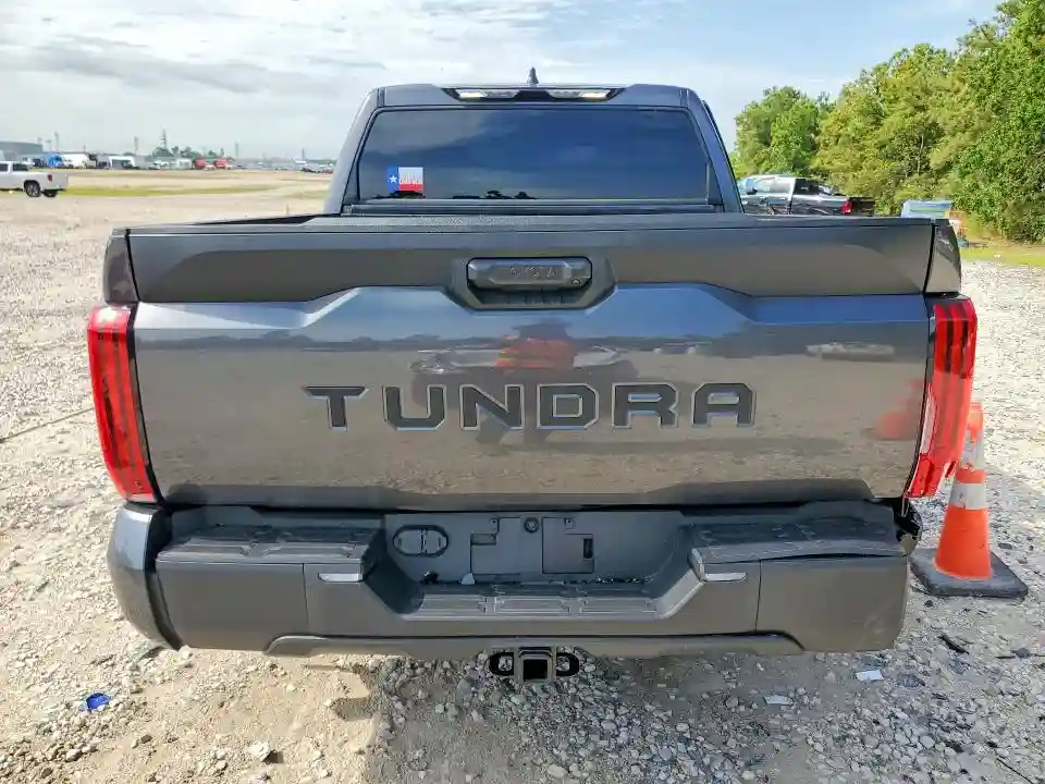 5TFKB5AB1TX054855 2026 TOYOTA TUNDRA-5
