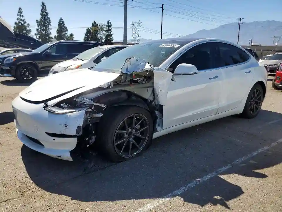 5YJ3E1EA3JF017416 2018 TESLA MODEL 3-0