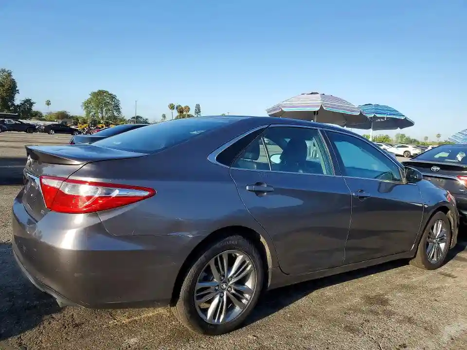 4T1BF1FK6HU314726 2017 TOYOTA CAMRY-2