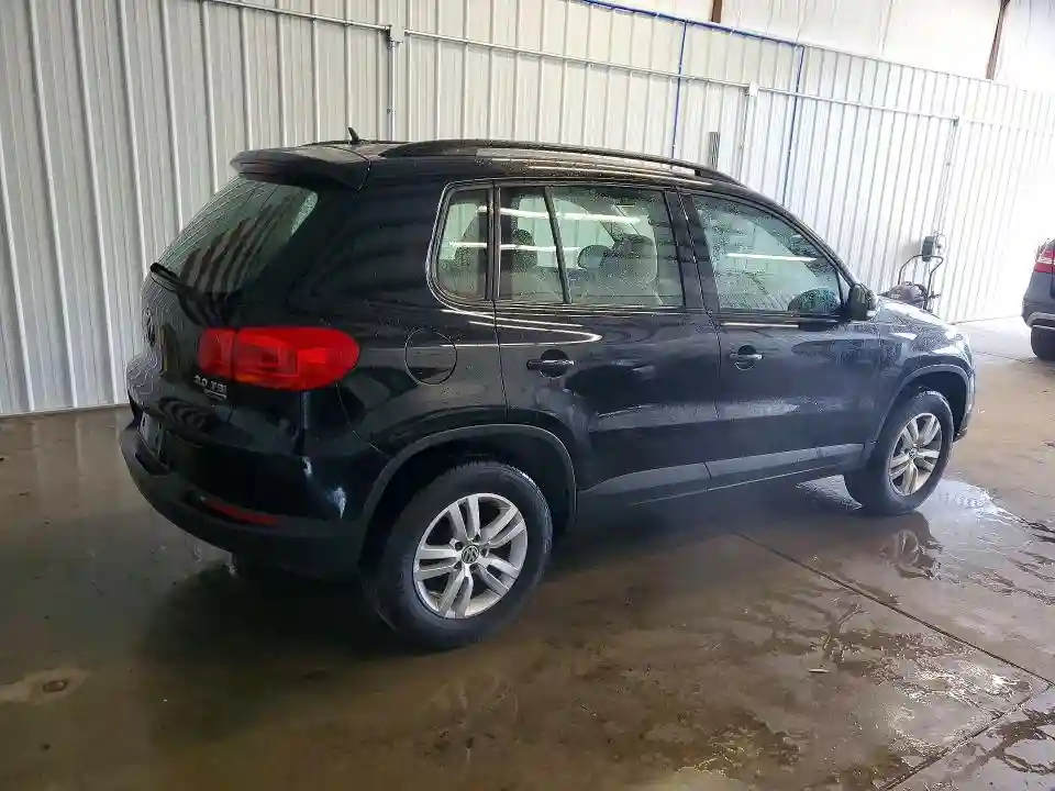 WVGBV7AX7GK000294 2016 VOLKSWAGEN TIGUAN-2