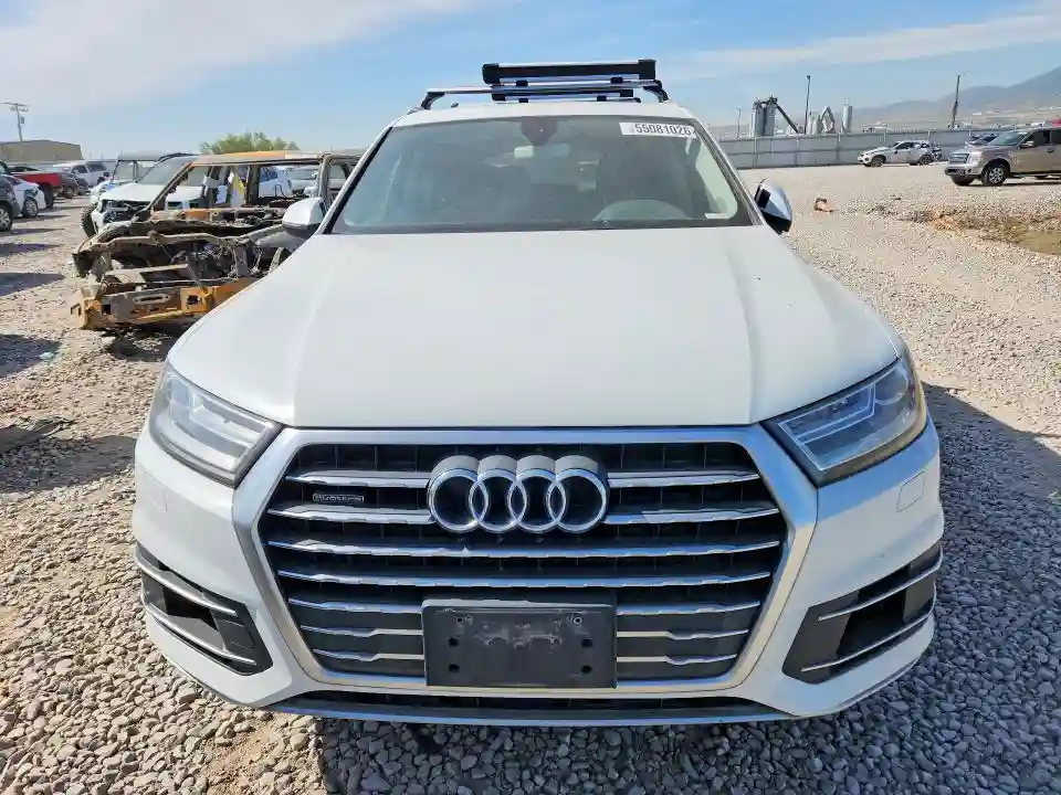 WA1LAAF72HD003999 2017 AUDI Q7-4