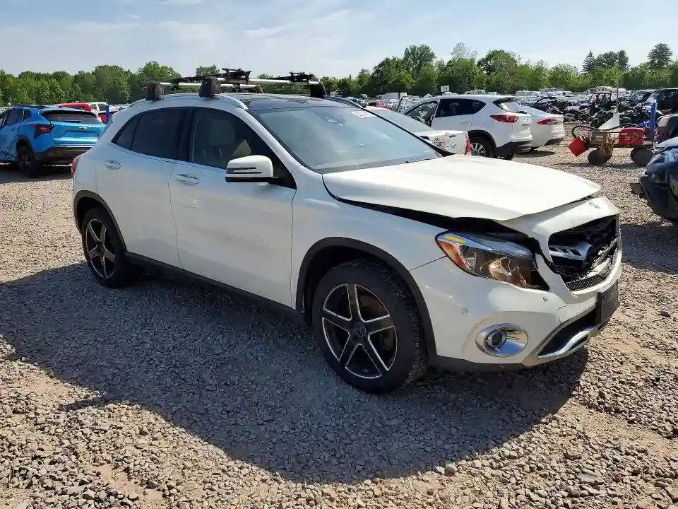 WDCTG4GB8JJ379777 2018 MERCEDES-BENZ GLA-CLASS-3