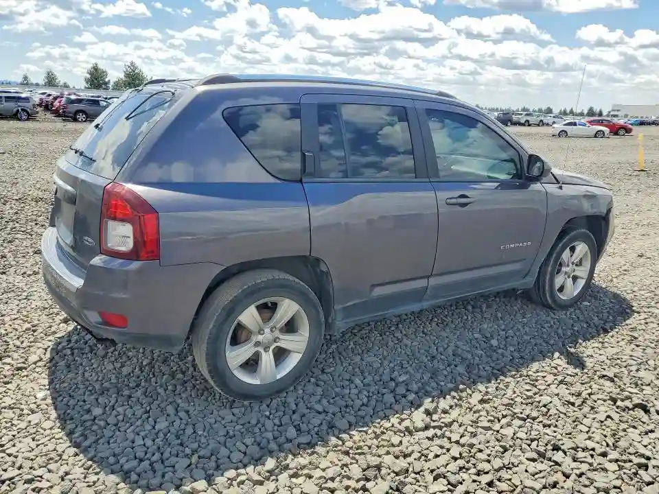 1C4NJCEA6FD185954 2015 JEEP COMPASS-2