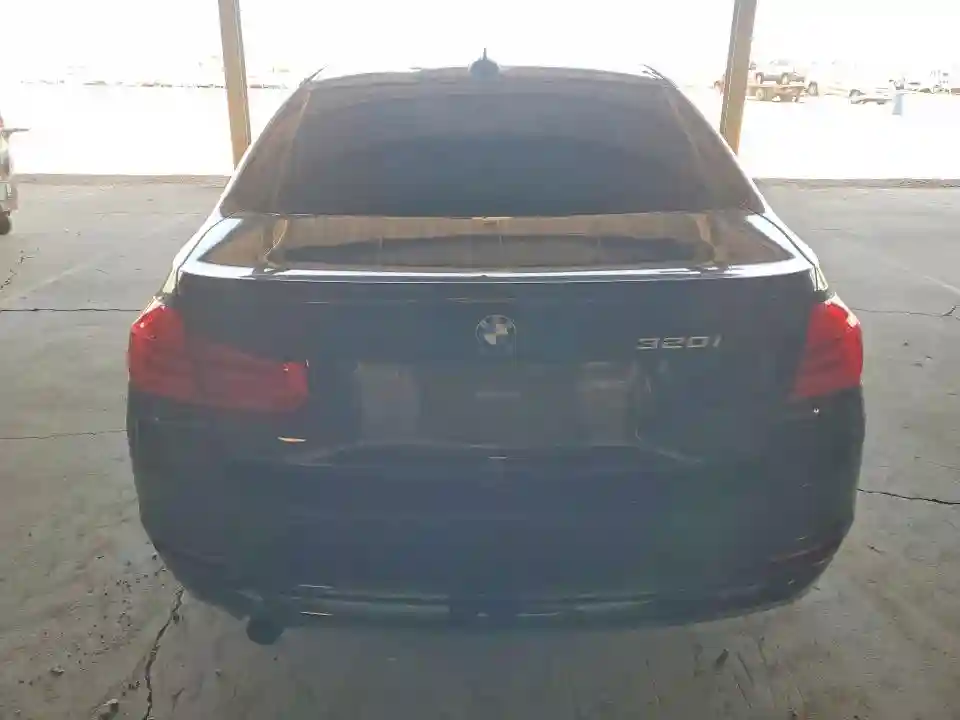 WBA8E1G52JNU91572 2018 BMW 3 SERIES-5