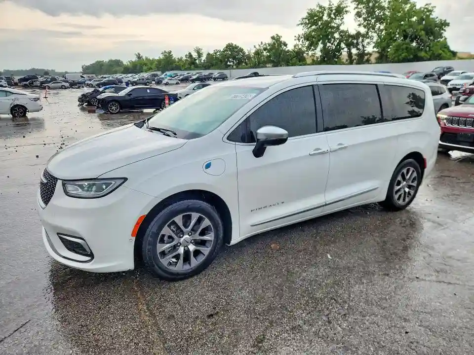 2C4RC1N73PR542493 2023 CHRYSLER PACIFICA-0