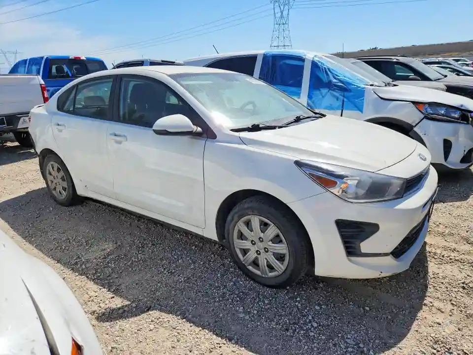 3KPA24AD1ME381264 2021 KIA RIO-3