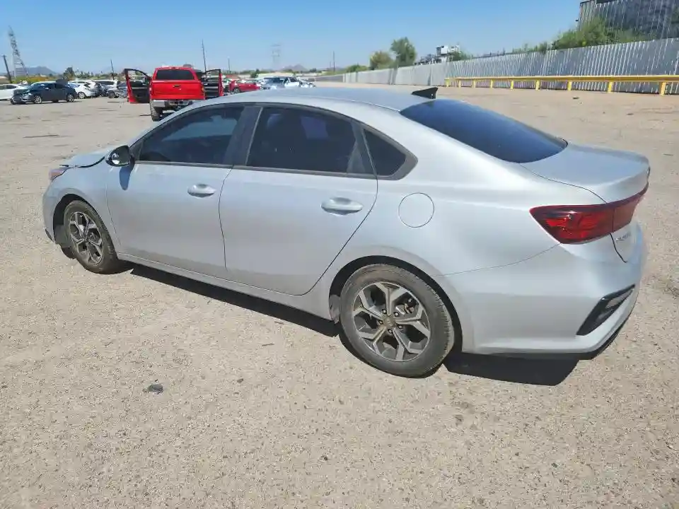 3KPF24AD1ME262507 2021 KIA FORTE LXS-1