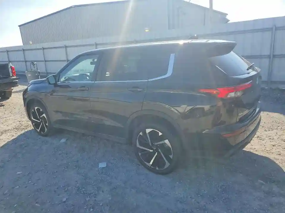 JA4J4TA81NZ001928 2022 MITSUBISHI OUTLANDER-1
