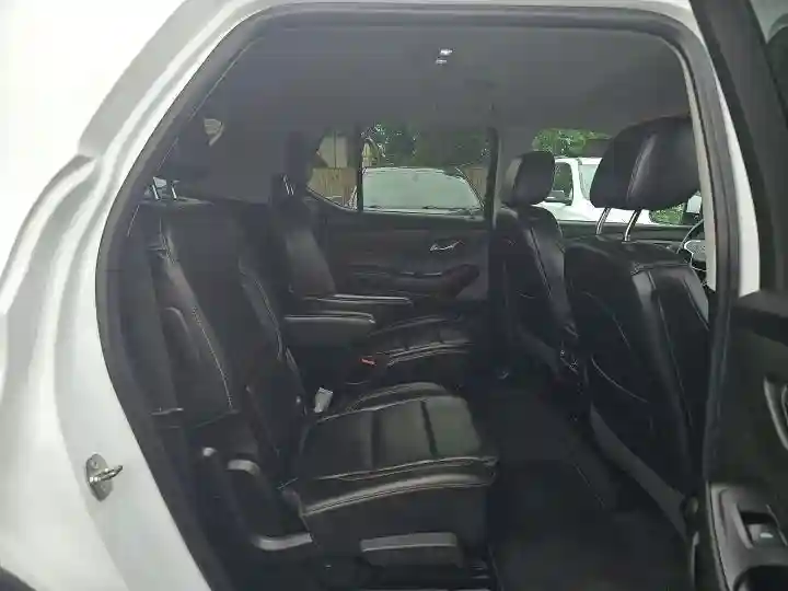 1GNERHKW4JJ159649 2018 CHEVROLET TRAVERSE-5