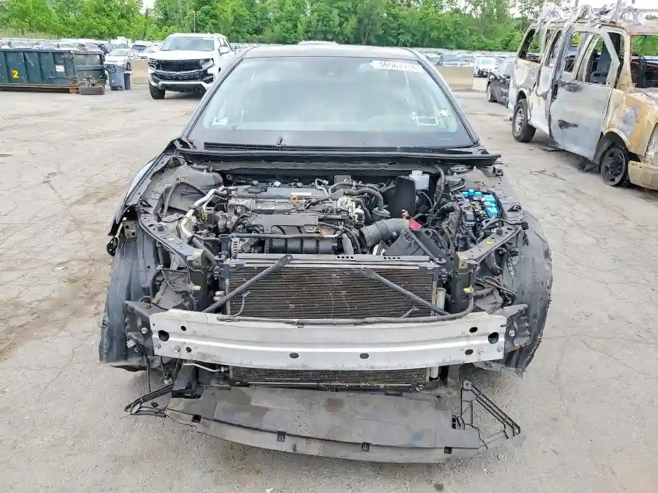 4T1B11HK5KU827081 2019 TOYOTA CAMRY-4