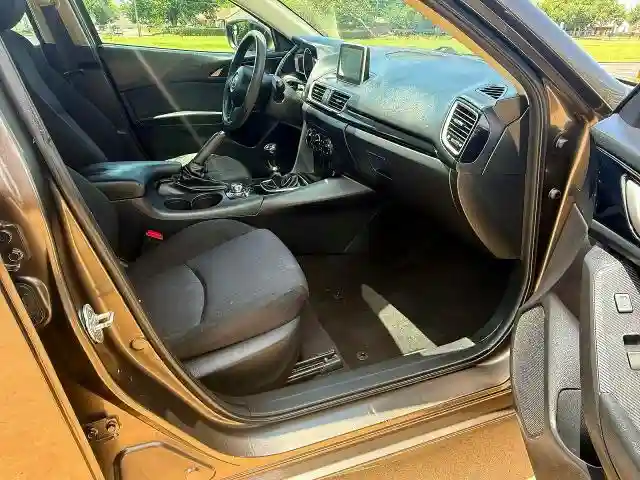 3MZBM1U79FM125432 2015 MAZDA 3-4