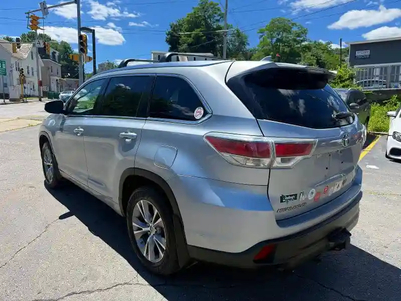 5TDJKRFH3FS075698 2015 TOYOTA HIGHLANDER-1