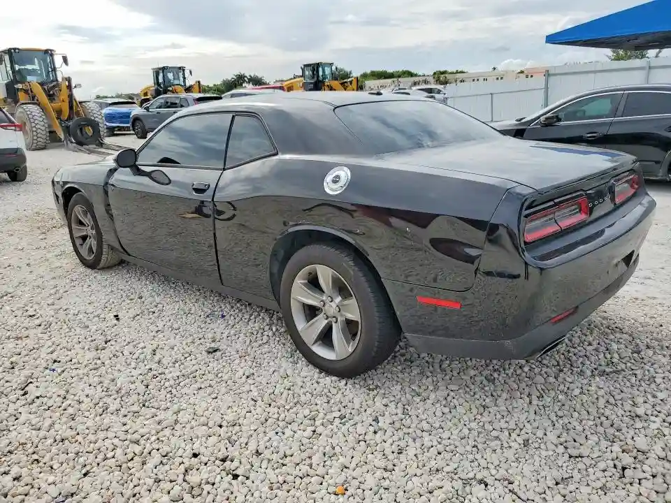 2C3CDZAG1HH561207 2017 DODGE CHALLENGER-1