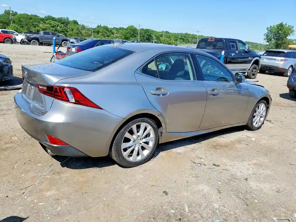 JTHCF1D28F5018236 2015 LEXUS IS-2