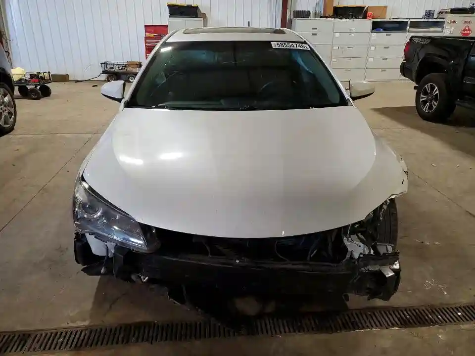 4T1BF1FK3HU305711 2017 TOYOTA CAMRY-4