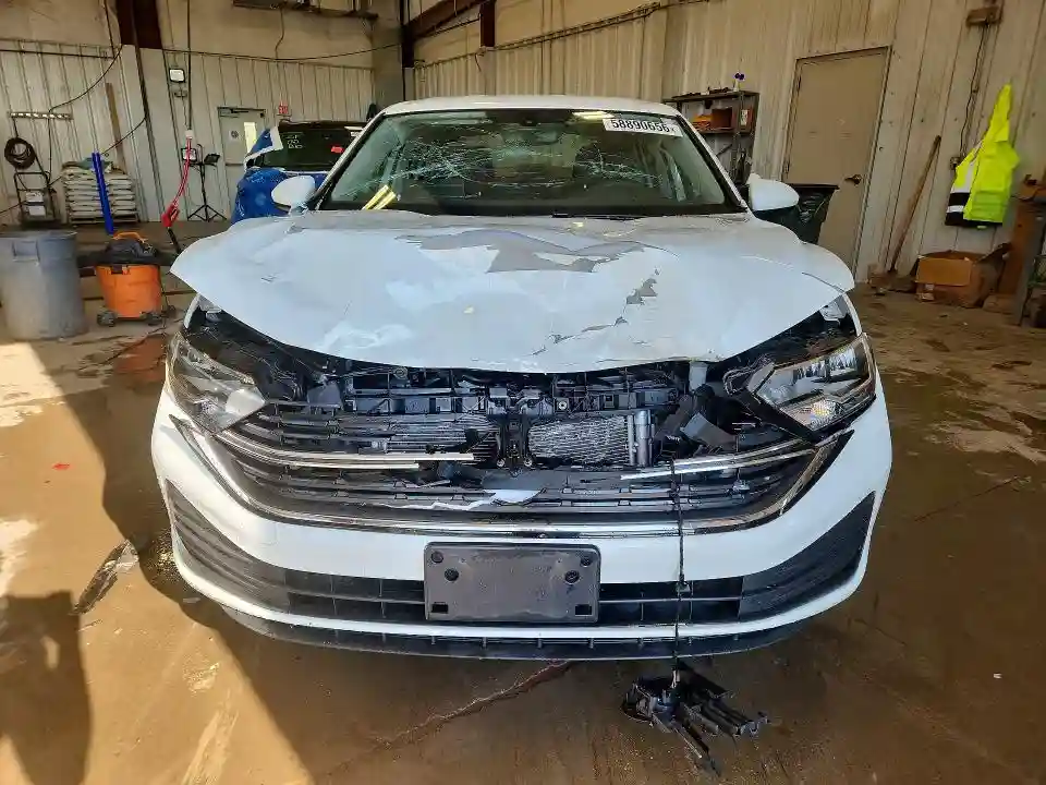 3VW5M7BU4PM051038 2023 VOLKSWAGEN JETTA-4