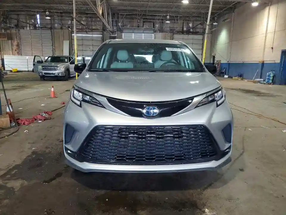 5TDDSKFC0PS093313 2023 TOYOTA SIENNA-4