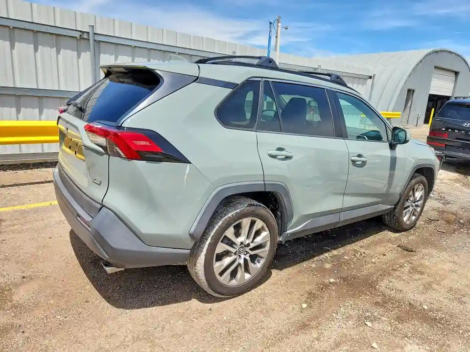 2T3C1RFV6KW011794 2019 TOYOTA RAV4-2