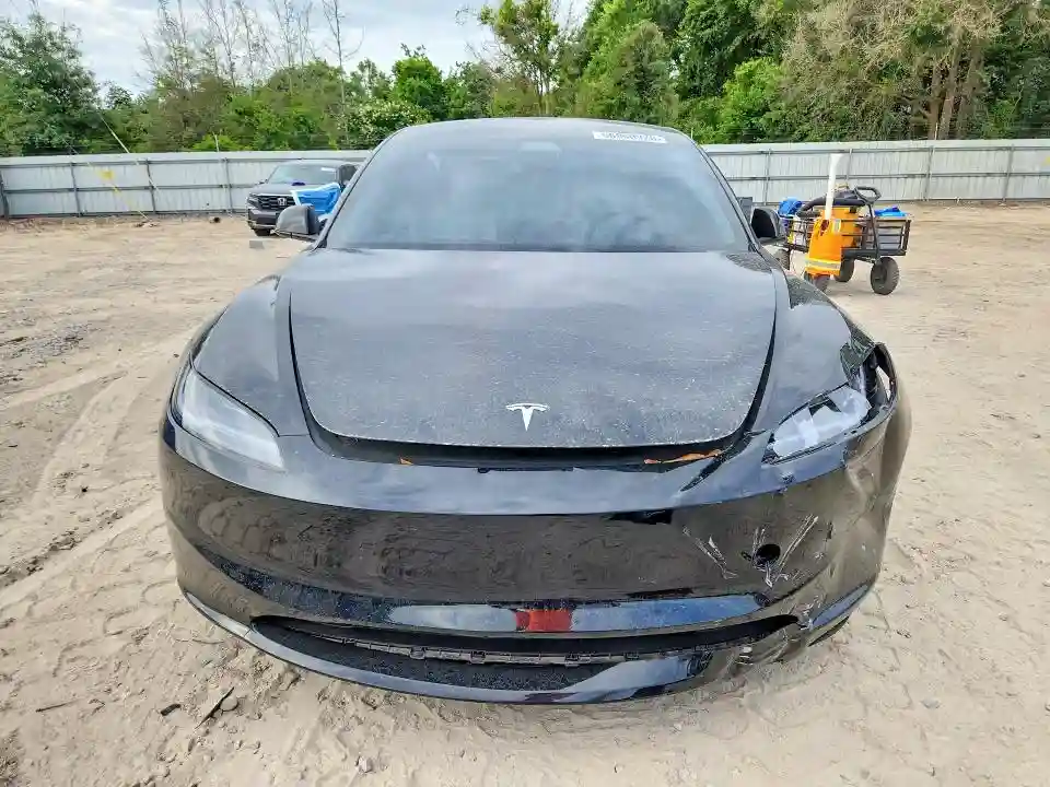 5YJ3E1EA1SF967873 2025 TESLA MODEL 3-4