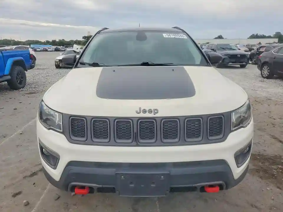 3C4NJDDB6JT451332 2018 JEEP COMPASS TR-4