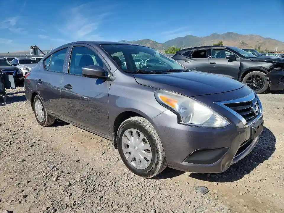 3N1CN7AP2JL854367 2018 NISSAN VERSA-3