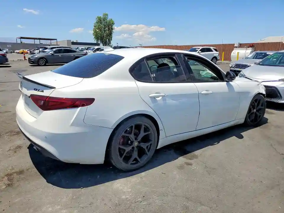 ZARFAMAN3L7634302 2020 ALFA ROMEO GIULIA-2