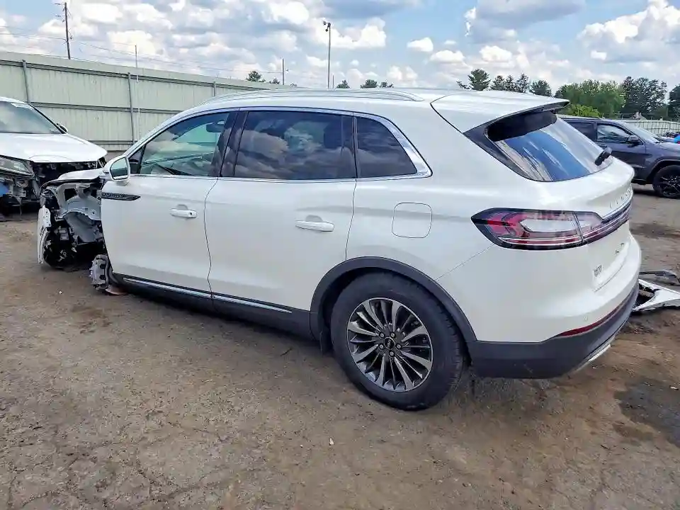 2LMPJ8J99PBL28839 2023 LINCOLN NAUTILUS-1