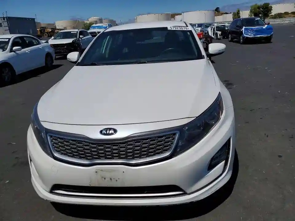KNAGN4ADXF5083082 2015 KIA OPTIMA-4