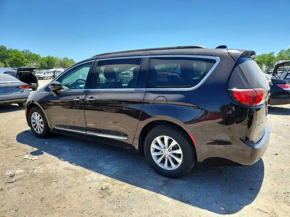 2C4RC1BG6HR733850 2017 CHRYSLER PACIFICA-1