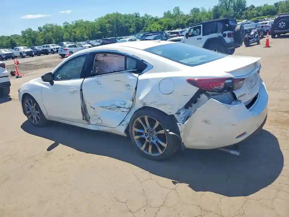 JM1GJ1W53G1472282 2016 MAZDA 6-1