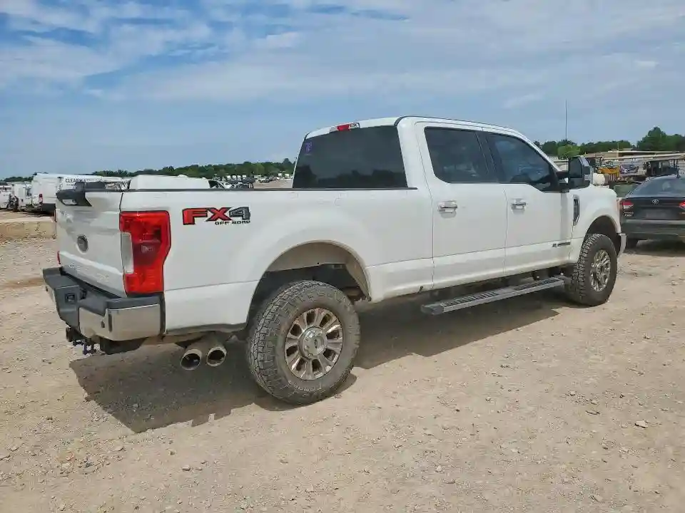 1FT7W2BT4HEE81501 2017 FORD F250-2