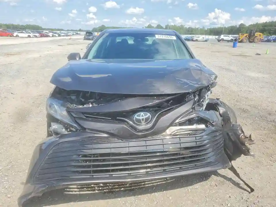 4T1C11AK5LU885191 2020 TOYOTA CAMRY-4