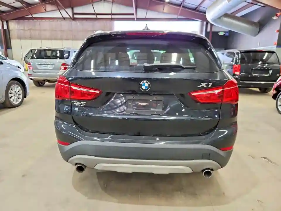 WBXHT3C36J5K28366 2018 BMW X1-5