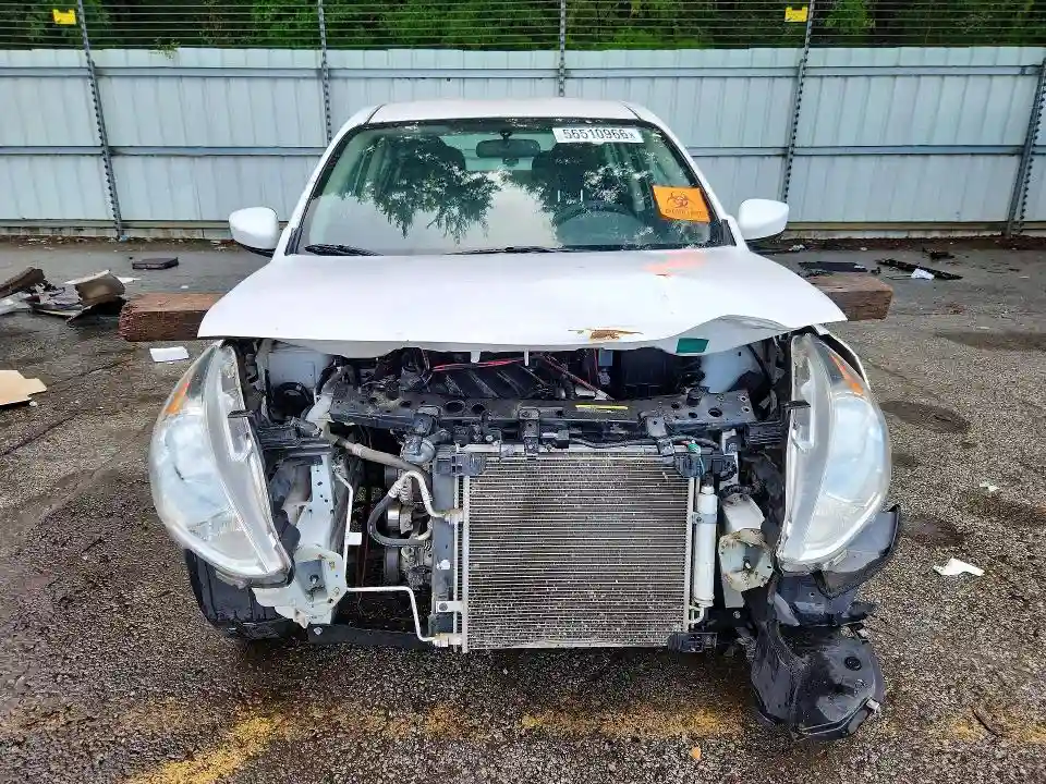 3N1CN7AP6JL828998 2018 NISSAN VERSA S PL-4