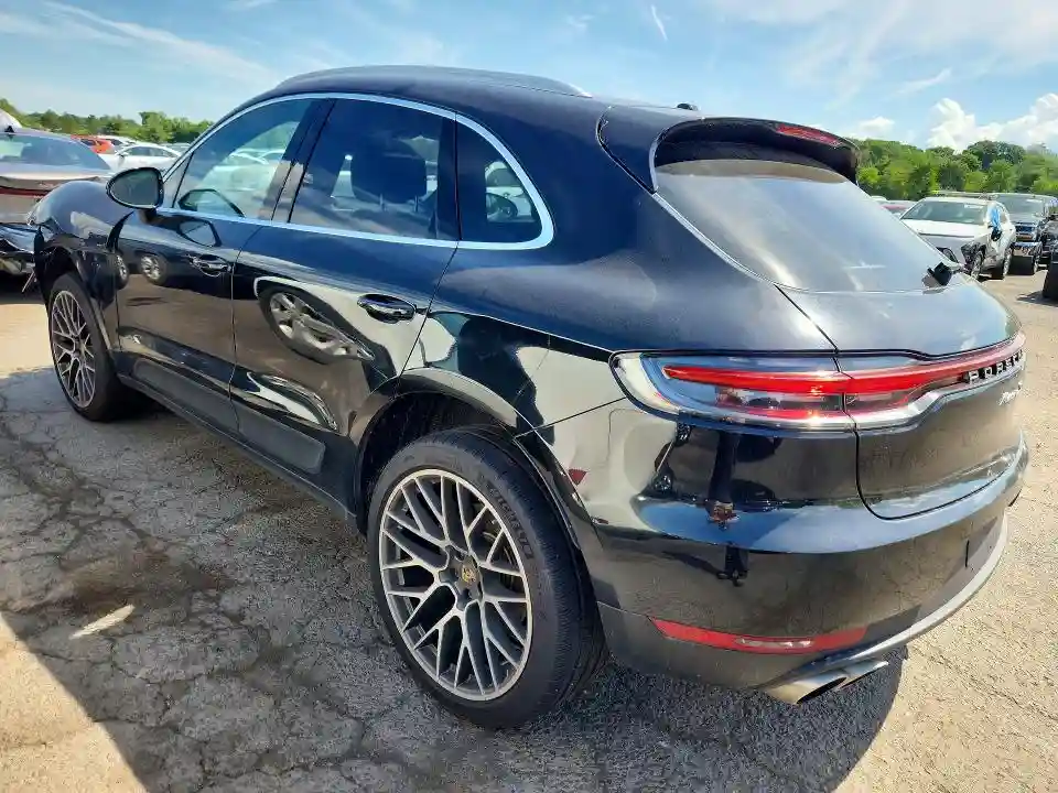 WP1AB2A55LLB33052 2020 PORSCHE MACAN-1