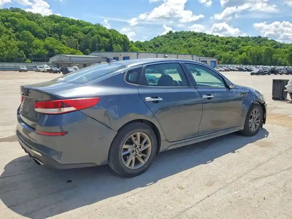 5XXGT4L38LG381540 2020 KIA OPTIMA-2