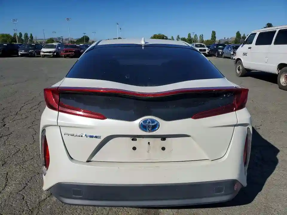JTDKARFP9H3043910 2017 TOYOTA PRIUS-5