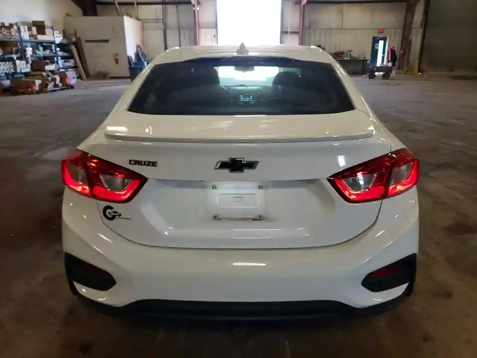 1G1BE5SMXJ7164767 2018 CHEVROLET CRUZE-5