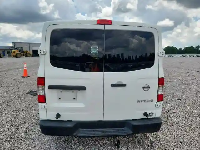 1N6BF0KM5JN817215 2018 NISSAN NV-5