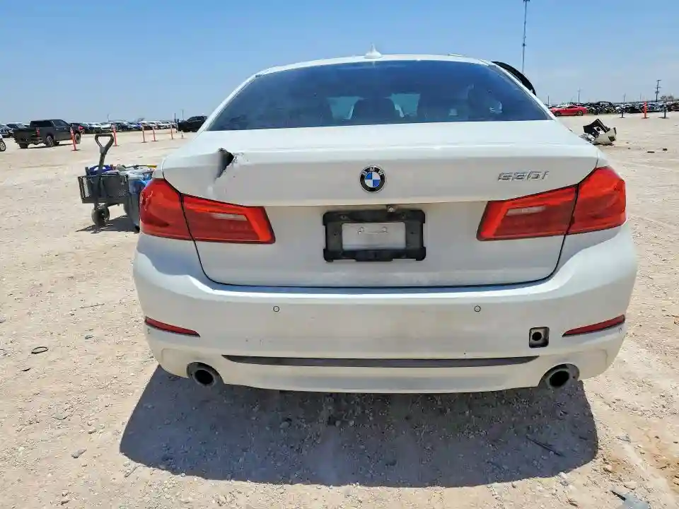 WBAJA5C5XKBX86805 2019 BMW 5 SERIES-5