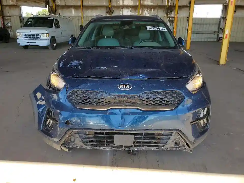 KNDCD3LD7L5444209 2020 KIA NIRO-4