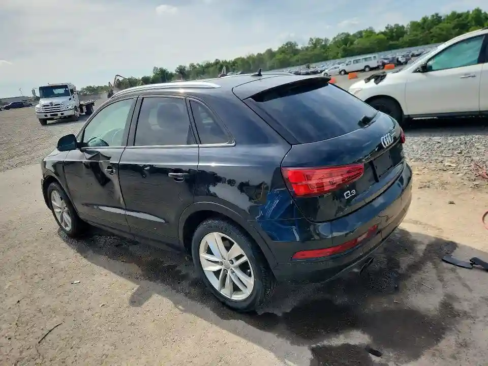 WA1ECCFS7HR009917 2017 AUDI Q3-1